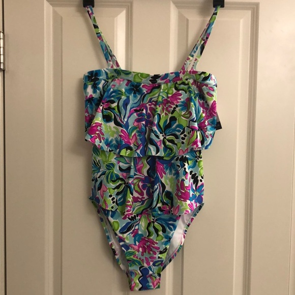 Caribbean Joe Ladies Swim Suit - Picture 1 of 6
